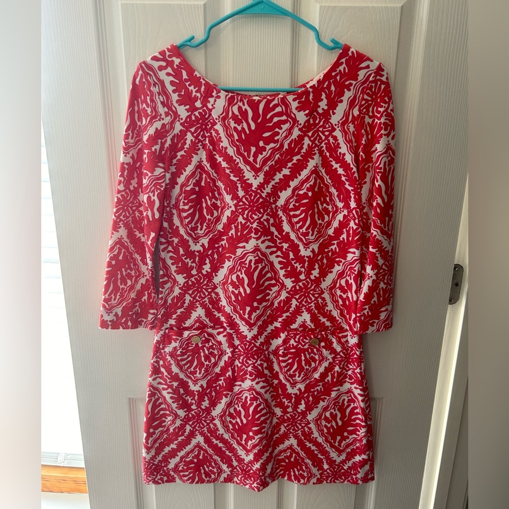 Lilly Pulitzer dress - 3/4 length sleeves